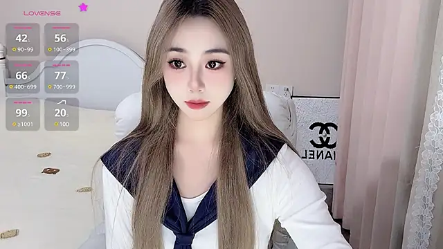 Caitlyn   online show from 12-21-24, 03:31