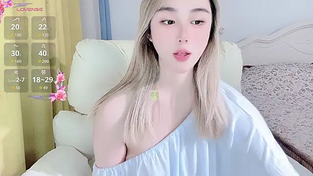 Caitlyn   online show from 12-18-25, 12:33