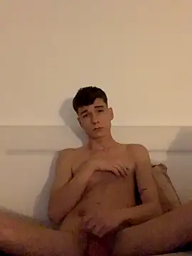 Snapshot of MiguelRausch chatting on 09-10-25, 07:03 MiguelRausch online show from 09-10-25, 07:03