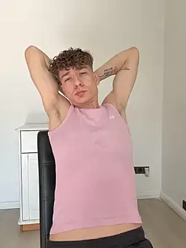 Snapshot of MiguelRausch chatting on 03-04-26, 12:00 MiguelRausch online show from 03-04-26, 12:00