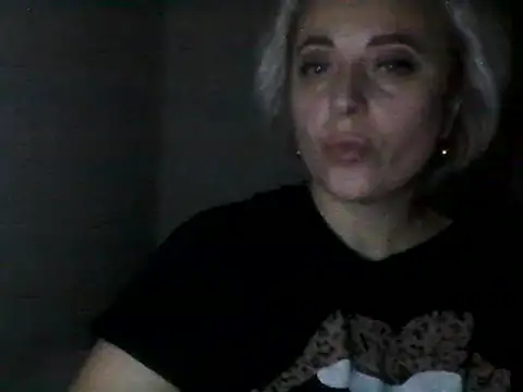 Snapshot of SweetCandy356 chatting on 12-04-24, 04:16 SweetCandy356 online show from 12-04-24, 04:16