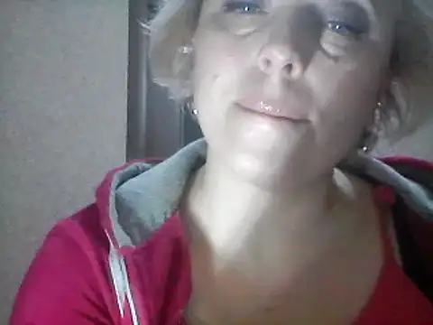 Snapshot of SweetCandy356 chatting on 03-15-25, 06:43 SweetCandy356 online show from 03-15-25, 06:43