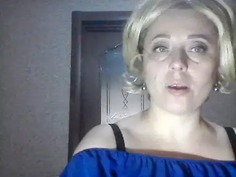 Snapshot of SweetCandy356 chatting on 03-16-25, 03:06 SweetCandy356 online show from 03-16-25, 03:06