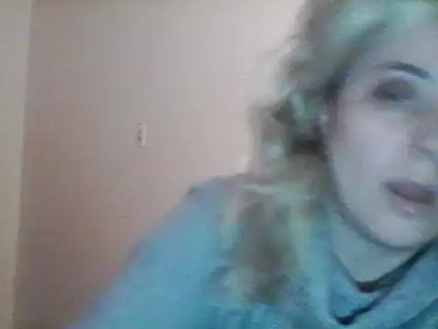 Snapshot of SweetCandy356 chatting on 03-17-25, 06:00 SweetCandy356 online show from 03-17-25, 06:00