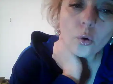 Snapshot of SweetCandy356 chatting on 03-22-25, 07:25 SweetCandy356 online show from 03-22-25, 07:25