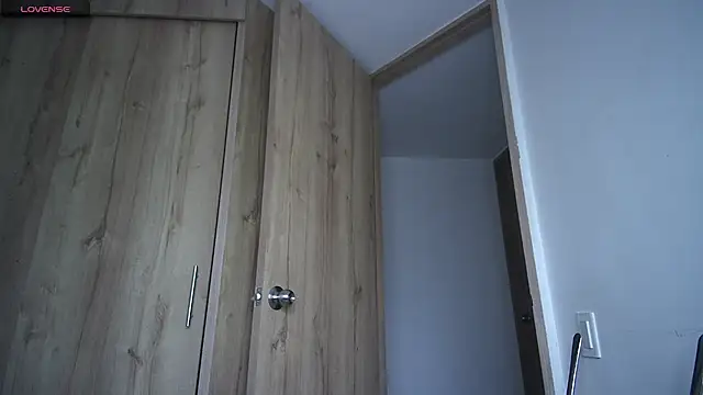 Snapshot of Kiitygirl chatting on 02-28-25, 08:39 Kiitygirl online show from 02-28-25, 08:39