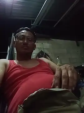 Andresguz35 online show from 11-09-25, 04:00