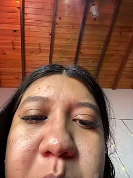 Maisa issa online show from 07-29-26, 01:42
