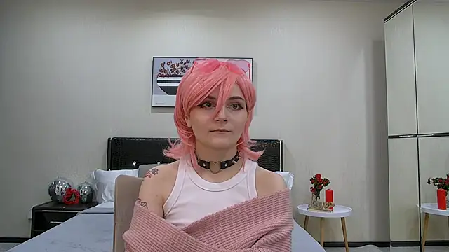 Snapshot of KellyStone chatting on 01-14-25, 08:37 KellyStone online show from 01-14-25, 08:37