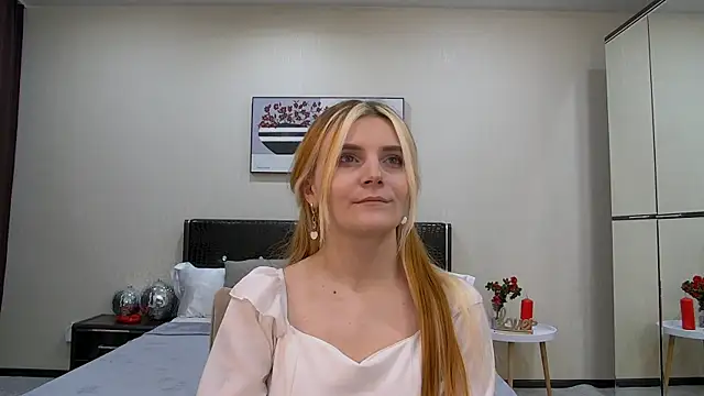 Snapshot of KellyStone chatting on 01-22-25, 02:37 KellyStone online show from 01-22-25, 02:37