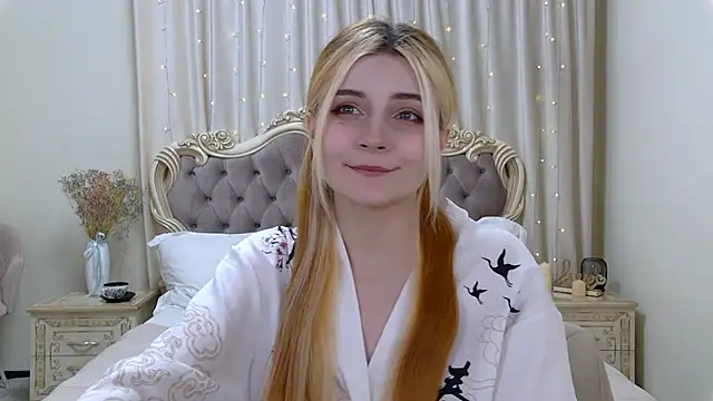 Snapshot of KellyStone chatting on 01-28-25, 08:36 KellyStone online show from 01-28-25, 08:36