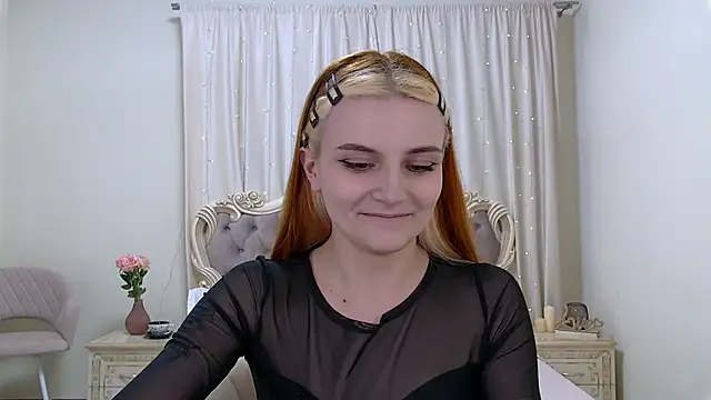 Snapshot of KellyStone chatting on 03-21-25, 08:50 KellyStone online show from 03-21-25, 08:50