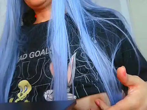 Snapshot of x_Lady_x chatting on 09-17-25, 09:49 x Lady x online show from 09-17-25, 09:49