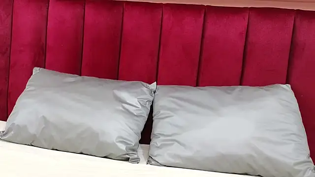 JESSYCORTES online show from 03-10-25, 02:16