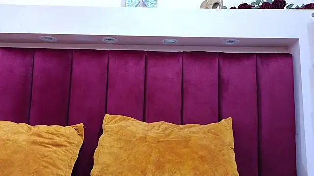 JESSYCORTES online show from 03-12-25, 02:12