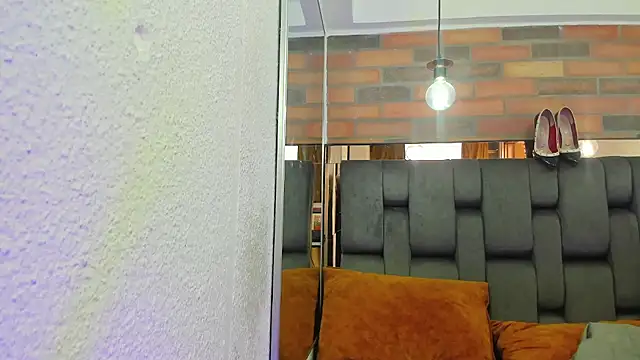 JESSYCORTES online show from 09-15-25, 01:55