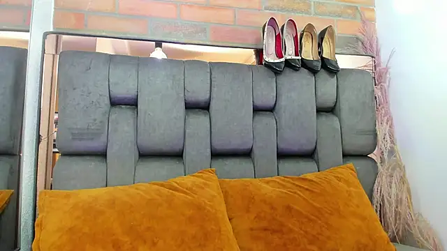 JESSYCORTES online show from 09-25-25, 02:10