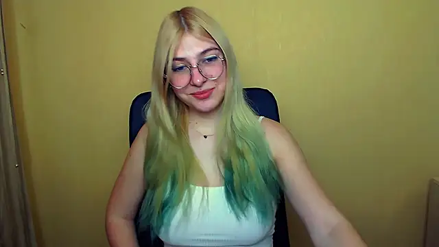 Luna Lush  online show from 01-07-25, 11:48