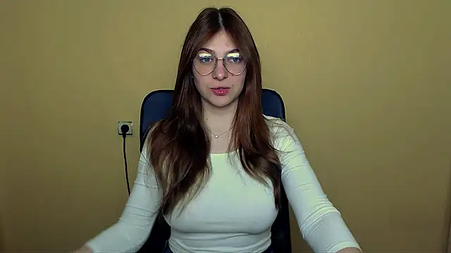 Luna Lush  online show from 05-02-26, 08:30