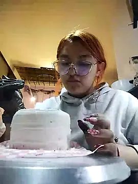 SophiaWeestt99 online show from 02-14-25, 05:19