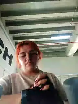 SophiaWeestt99 online show from 02-26-25, 07:16