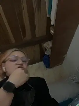 SophiaWeestt99 online show from 10-13-25, 03:50