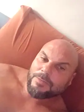 Javierchico online show from 07-29-26, 04:16