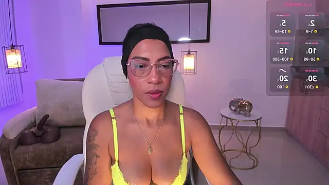 Shantaall  online show from 07-24-26, 10:46