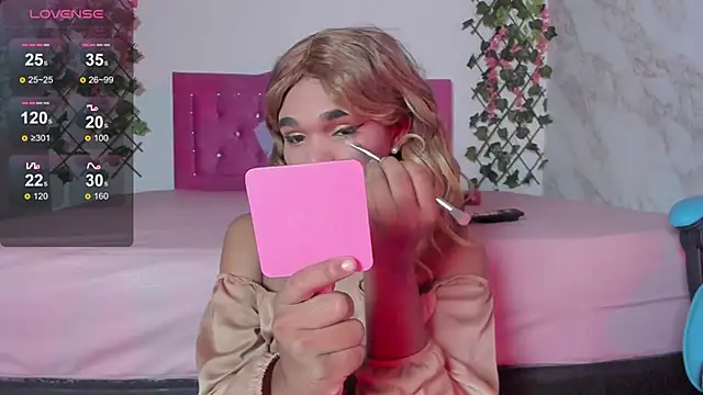 Snapshot of alexaa_cutee chatting on 12-23-24, 07:49 alexaa cutee online show from 12-23-24, 07:49