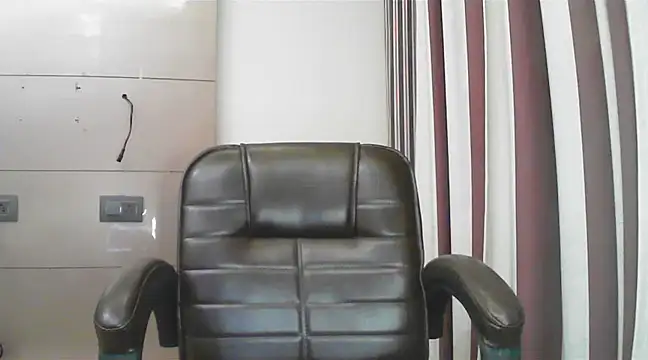 Snapshot of collage_hoty chatting on 03-02-25, 07:34 collage hoty online show from 03-02-25, 07:34