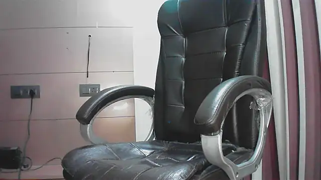 Snapshot of collage_hoty chatting on 11-25-25, 09:04 collage hoty online show from 11-25-25, 09:04