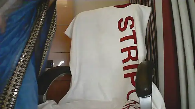 Snapshot of collage_hoty chatting on 01-16-26, 02:15 collage hoty online show from 01-16-26, 02:15