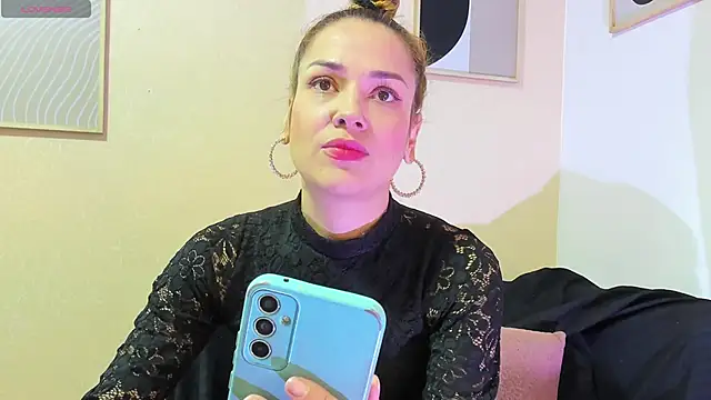 camilawm19 online show from 03-20-25, 12:51