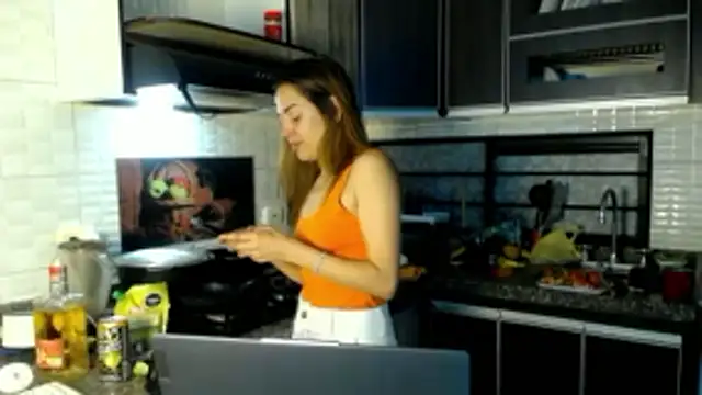 Snapshot of camilawm19 chatting on 04-12-26, 11:54 camilawm19 online show from 04-12-26, 11:54