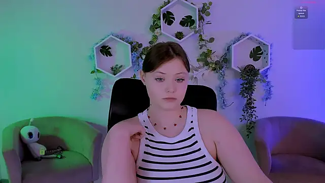 nikole kitt online show from 07-23-26, 06:39