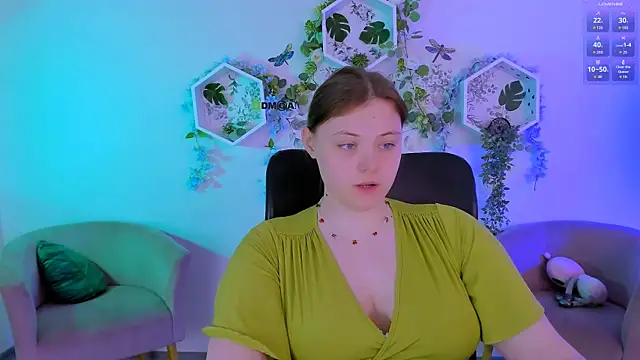 nikole kitt online show from 07-30-26, 06:51