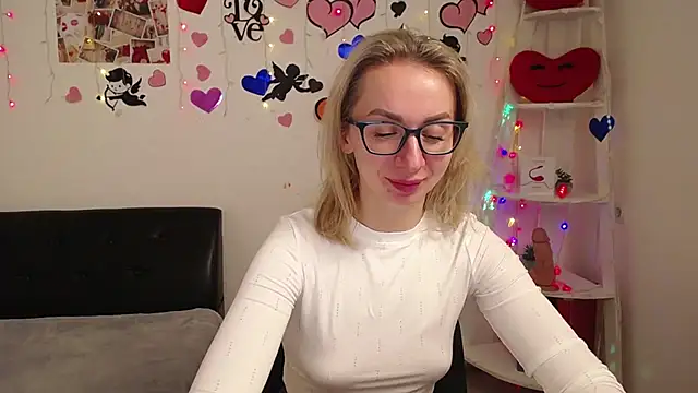 VasilisaSii online show from 02-08-25, 03:53