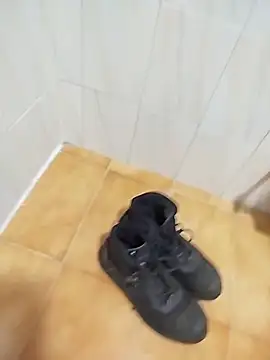 Snapshot of minitranca chatting on 10-10-25, 10:31 minitranca online show from 10-10-25, 10:31