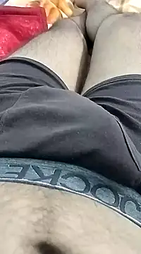 Snapshot of luckylads0037 chatting on 02-26-25, 05:28 luckylads0037 online show from 02-26-25, 05:28