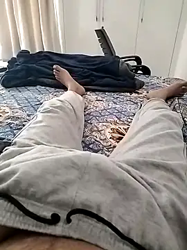 Snapshot of luckylads0037 chatting on 03-19-26, 02:15 luckylads0037 online show from 03-19-26, 02:15