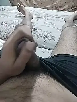 luckylads0037 online show from 05-09-26, 04:45