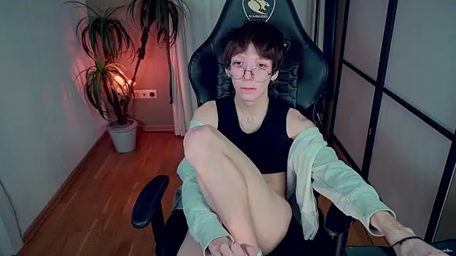 Snapshot of TommieH chatting on 01-18-25, 10:39 TommieH online show from 01-18-25, 10:39