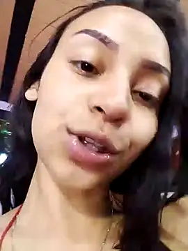 Snapshot of emma_ambar chatting on 01-18-25, 01:52 emma ambar online show from 01-18-25, 01:52