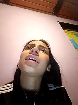 Snapshot of emma_ambar chatting on 02-08-25, 12:06 emma ambar online show from 02-08-25, 12:06