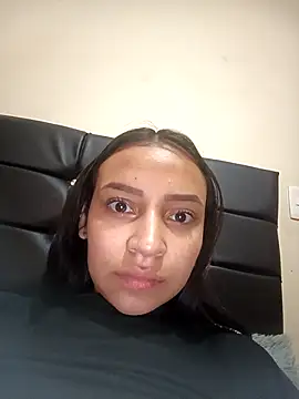 Snapshot of emma_ambar chatting on 09-18-25, 04:31 emma ambar online show from 09-18-25, 04:31