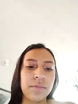 Snapshot of emma_ambar chatting on 10-09-25, 05:55 emma ambar online show from 10-09-25, 05:55