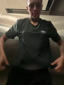 Snapshot of _PhillipBrown chatting on 03-17-25, 01:08 PhillipBrown online show from 03-17-25, 01:08