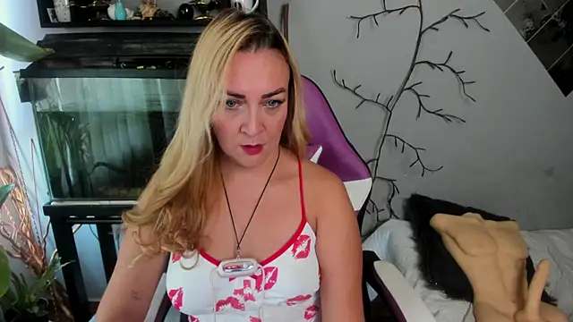 karen mature69 online show from 09-14-25, 12:59