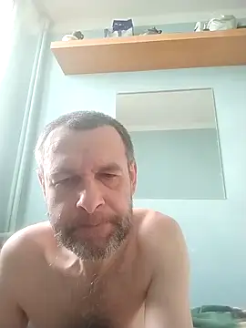 Andrzej-M online show from 03-08-26, 02:54