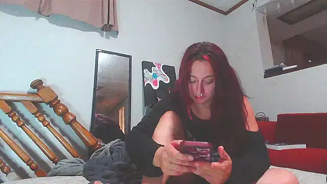 NovaLove2002 online show from 09-09-25, 04:12